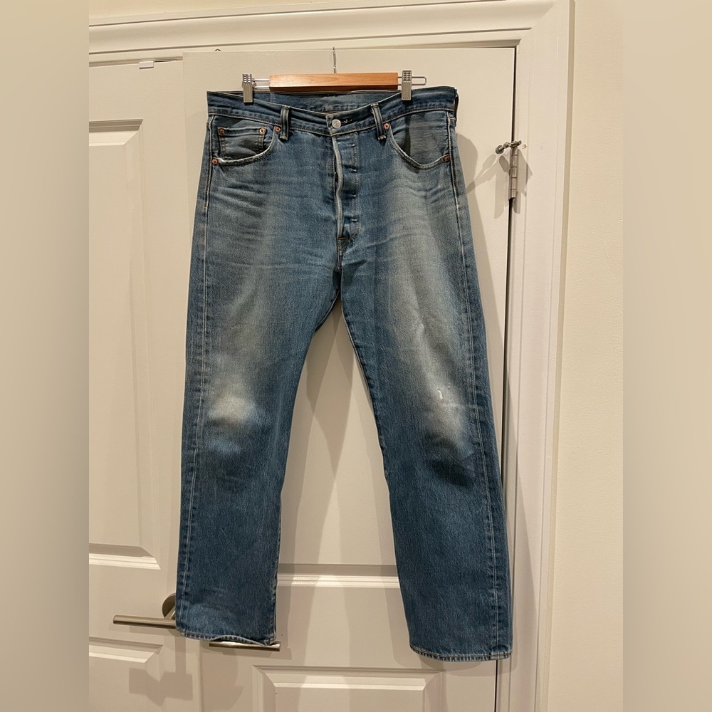 VINTAGE LEVI’S 501s Size 36/33